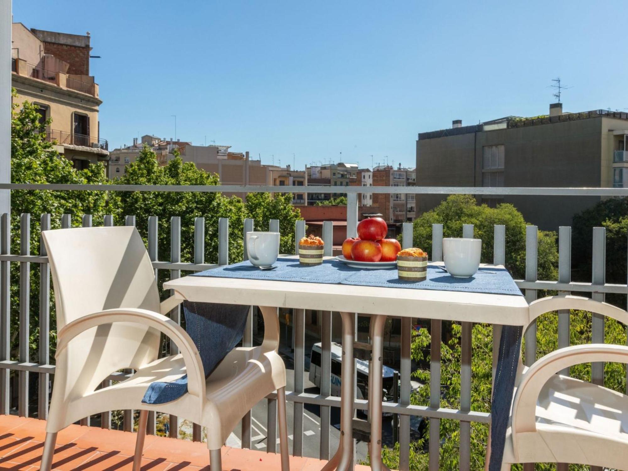 Apartment Eixample Esq Rocafort Diputacio By Interhome Barcelona Exterior photo